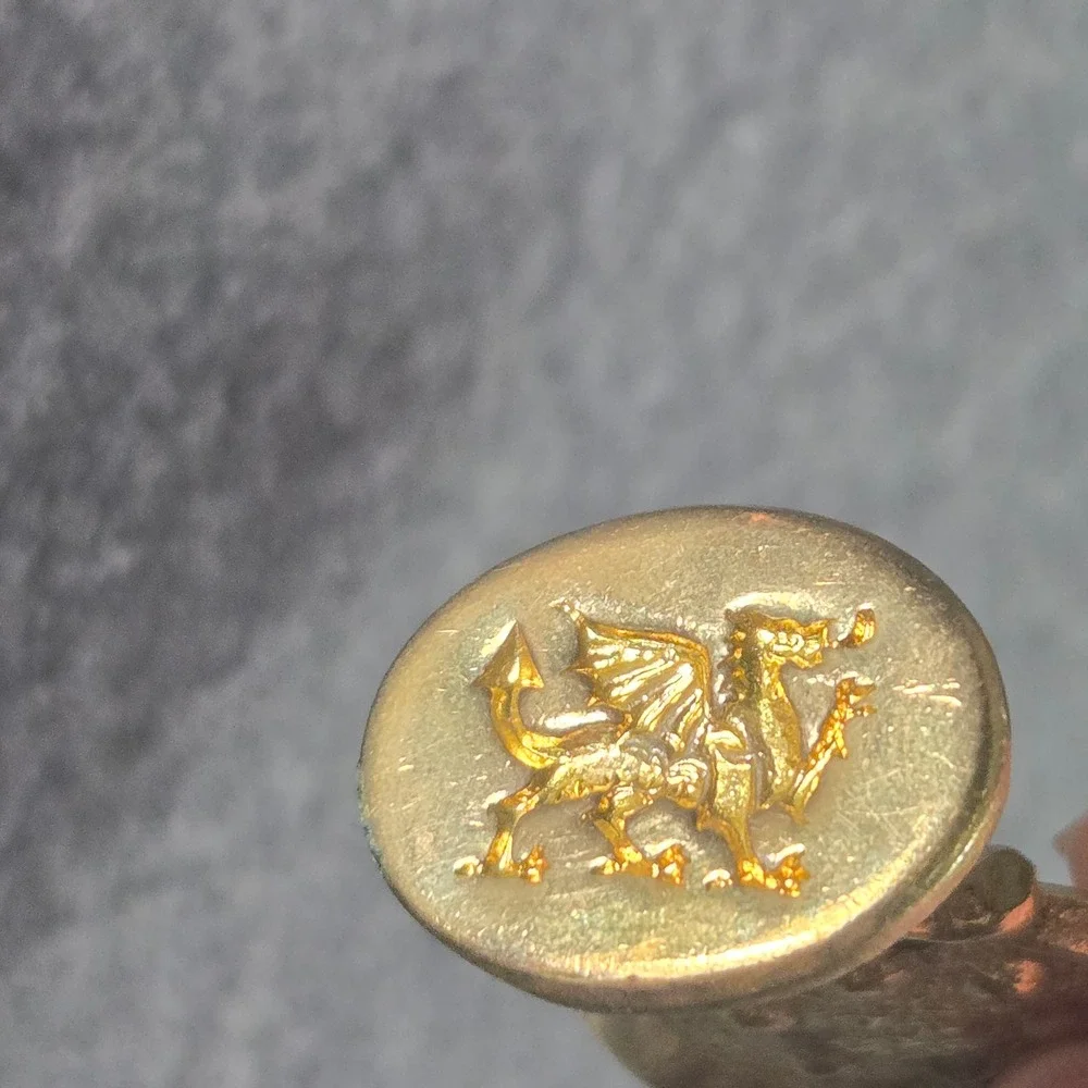 Vintage Italy Gold Tone Dragon Wax Seal Stamp Heraldic Crest Ornate Handle 1.5in